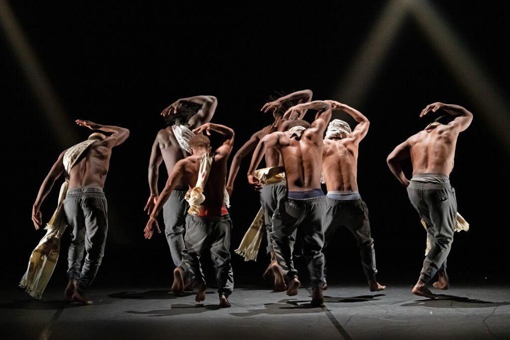 Massiwa,création 2020; théâtre de suresnes jean vilar; suresnes cités danse 2020; Salim Mzé Hamadi Moissi; danaucante;